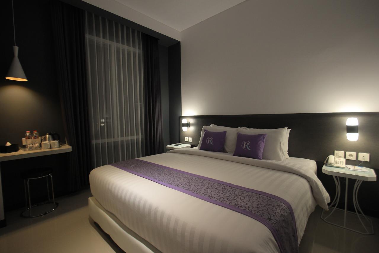 Forriz Hotel Джок'якарта Екстер'єр фото