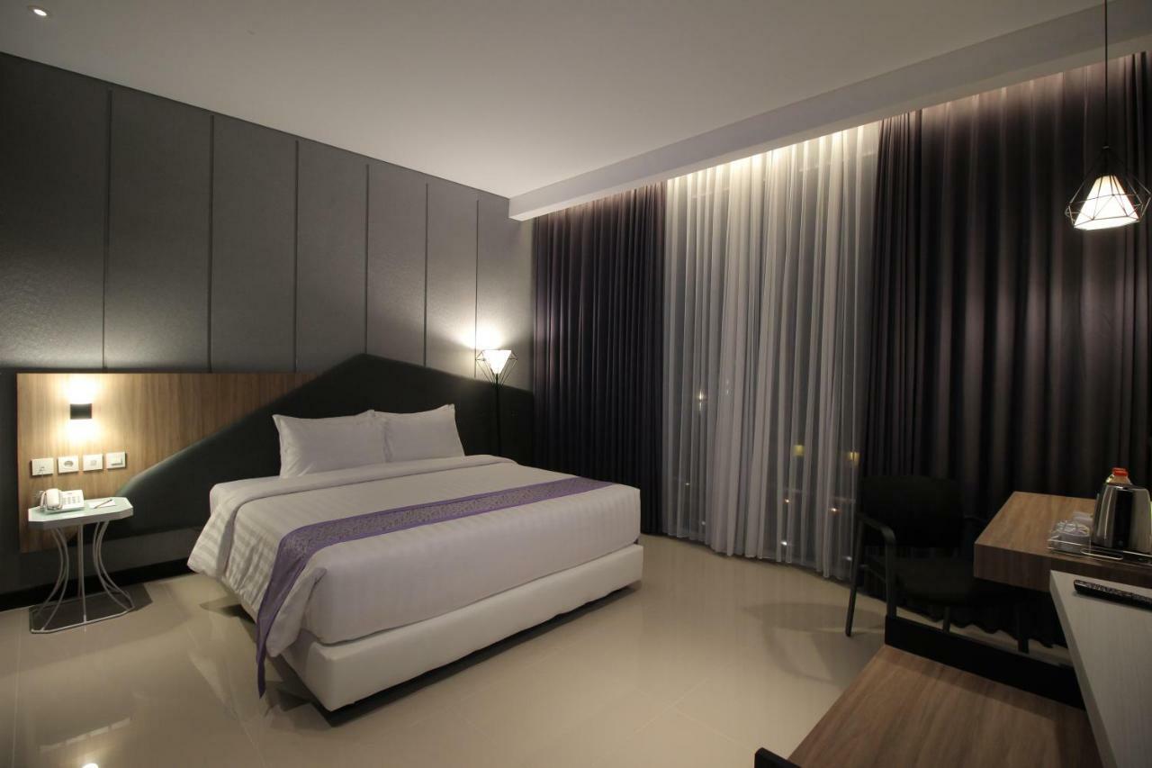 Forriz Hotel Джок'якарта Екстер'єр фото